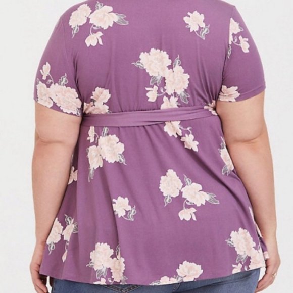 TORRID PURPLE FLORAL BABYDOLL TOP SIZE 1X - Picture 2 of 6